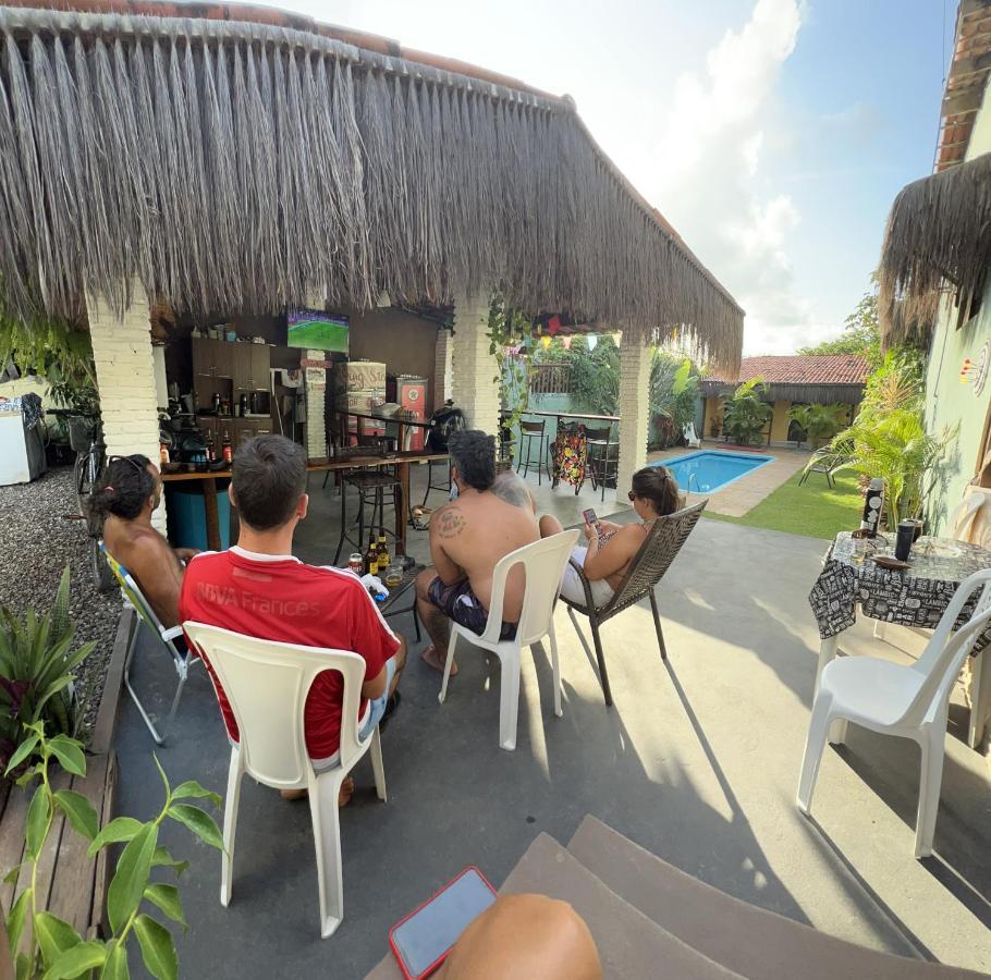Kuki'S Hostel Praia de Pipa Екстер'єр фото