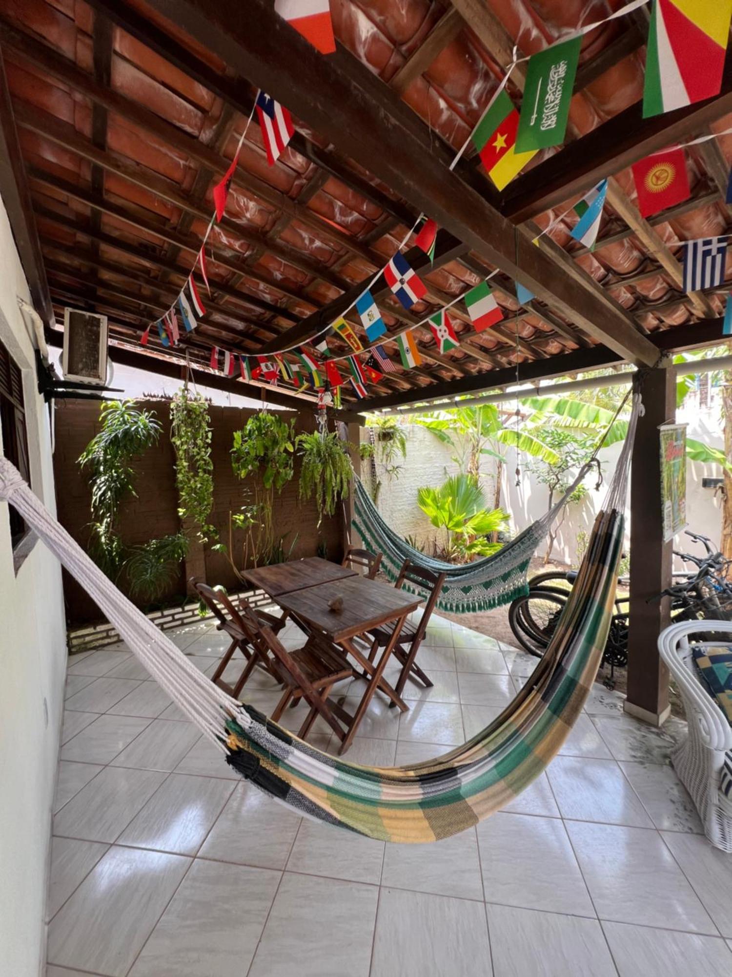 Kuki'S Hostel Praia de Pipa Екстер'єр фото
