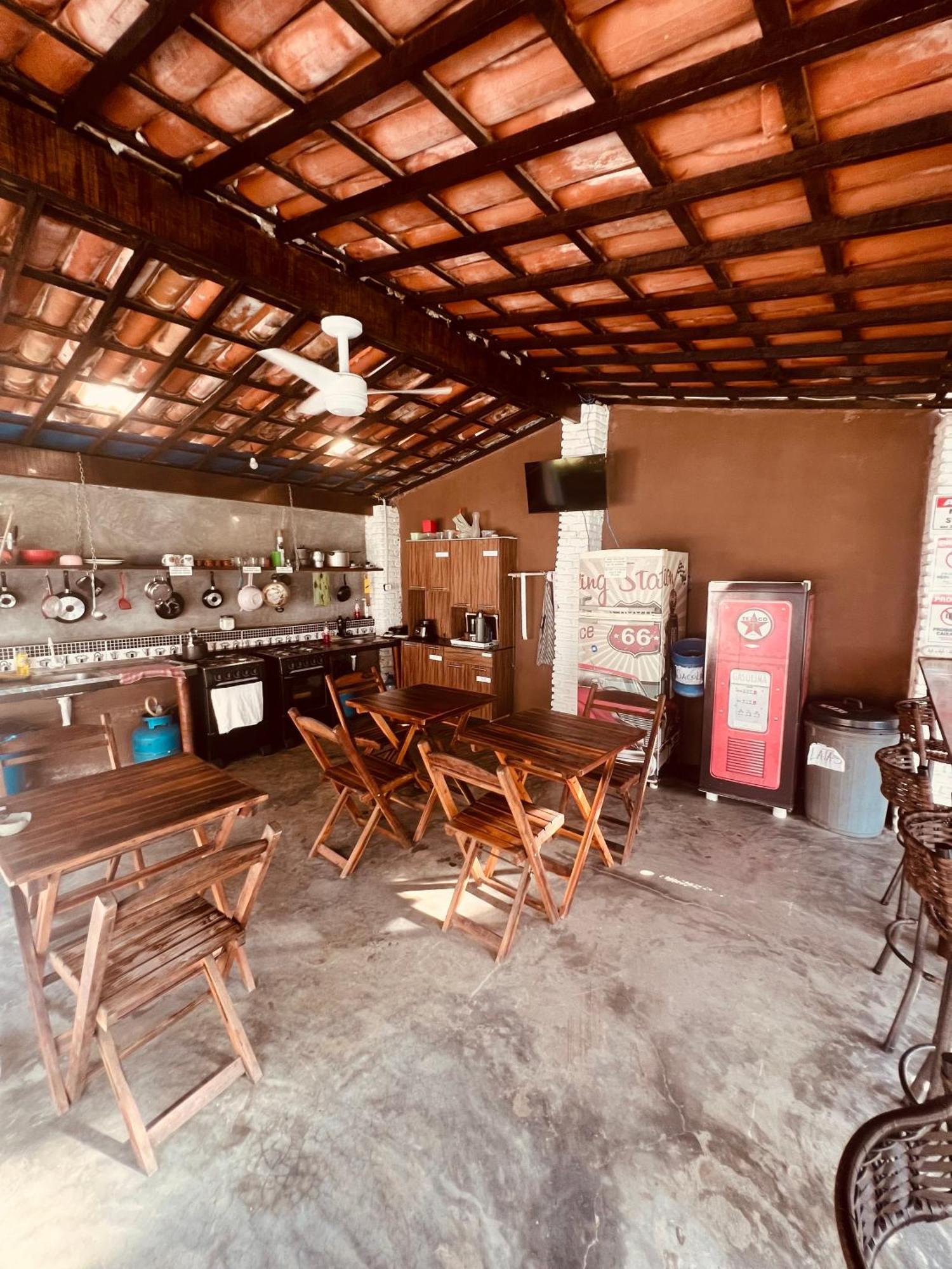 Kuki'S Hostel Praia de Pipa Екстер'єр фото